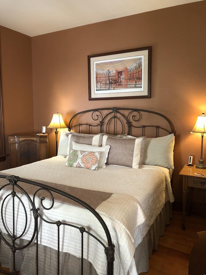 Weller Haus Bed, Breakfast & Event Center Bed and Breakfast Bellevue Εξωτερικό φωτογραφία